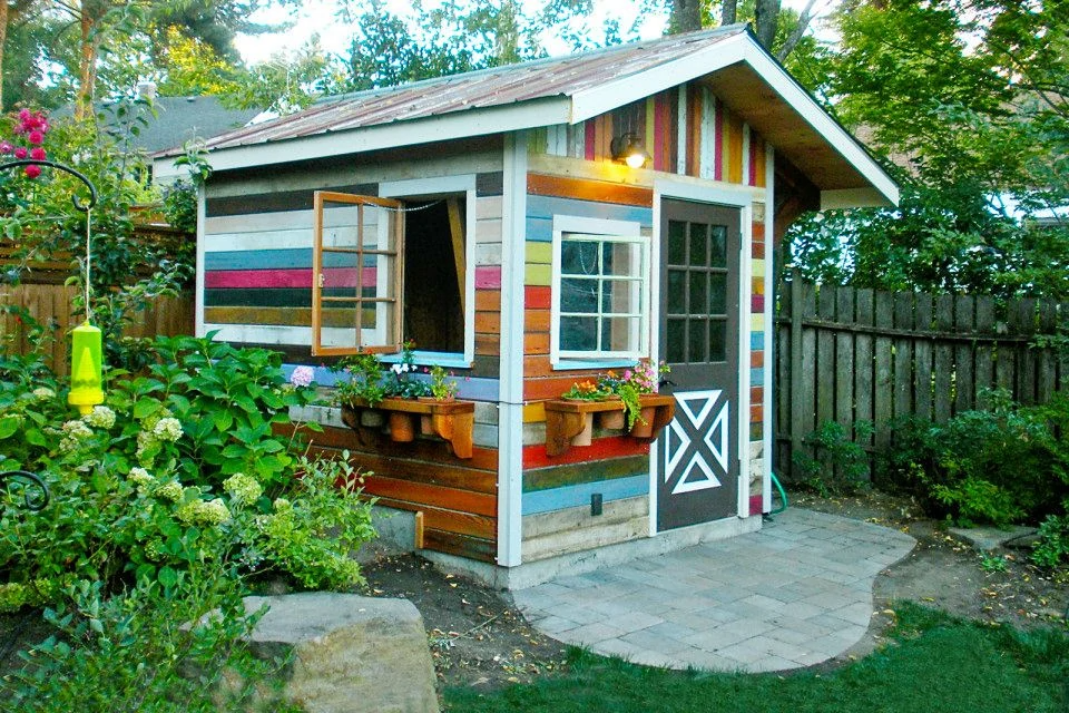 Постройки на участке своими руками фото Cozy Childhood Hideaway Aesthetics Wiki Fandom Livable sheds, Shed cost, Shed ho