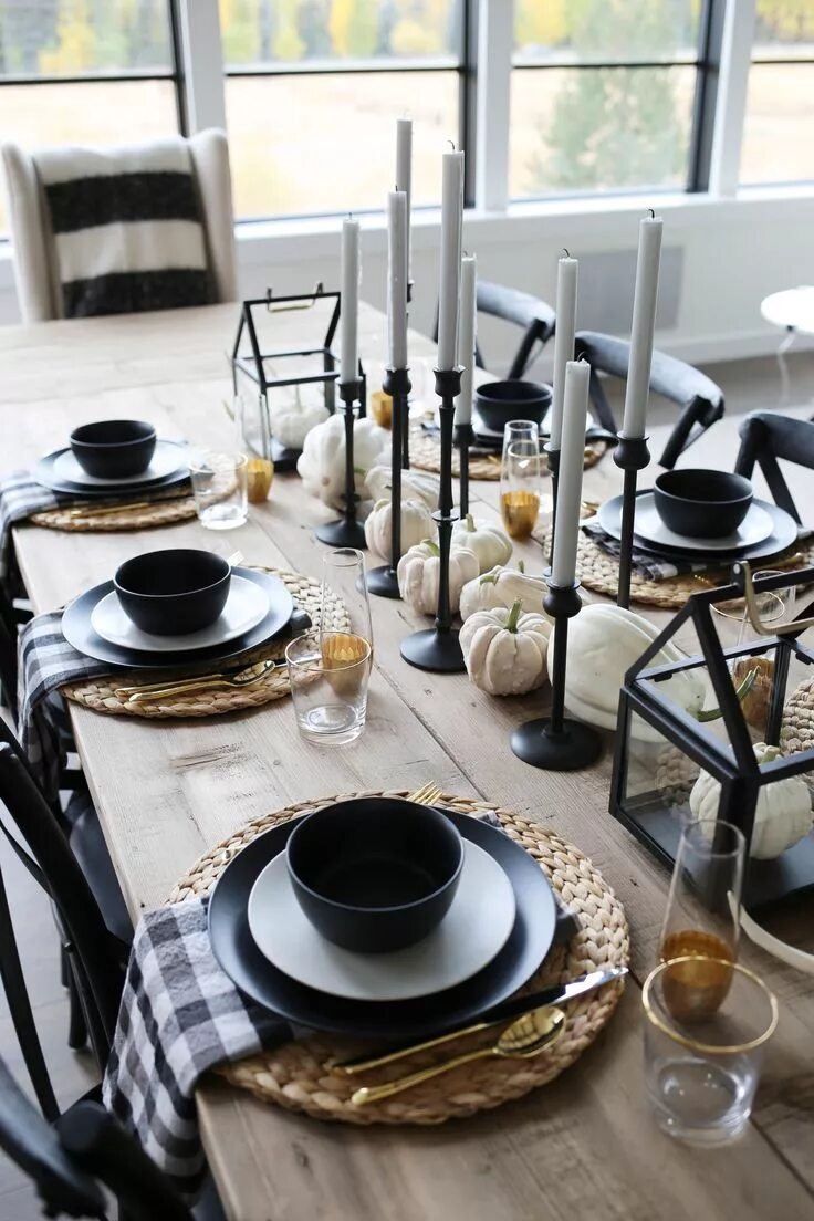 Посуда в современном интерьере Modern Farmhouse Fall Tablescape Fall dining room, Autumn dining, Dining table d