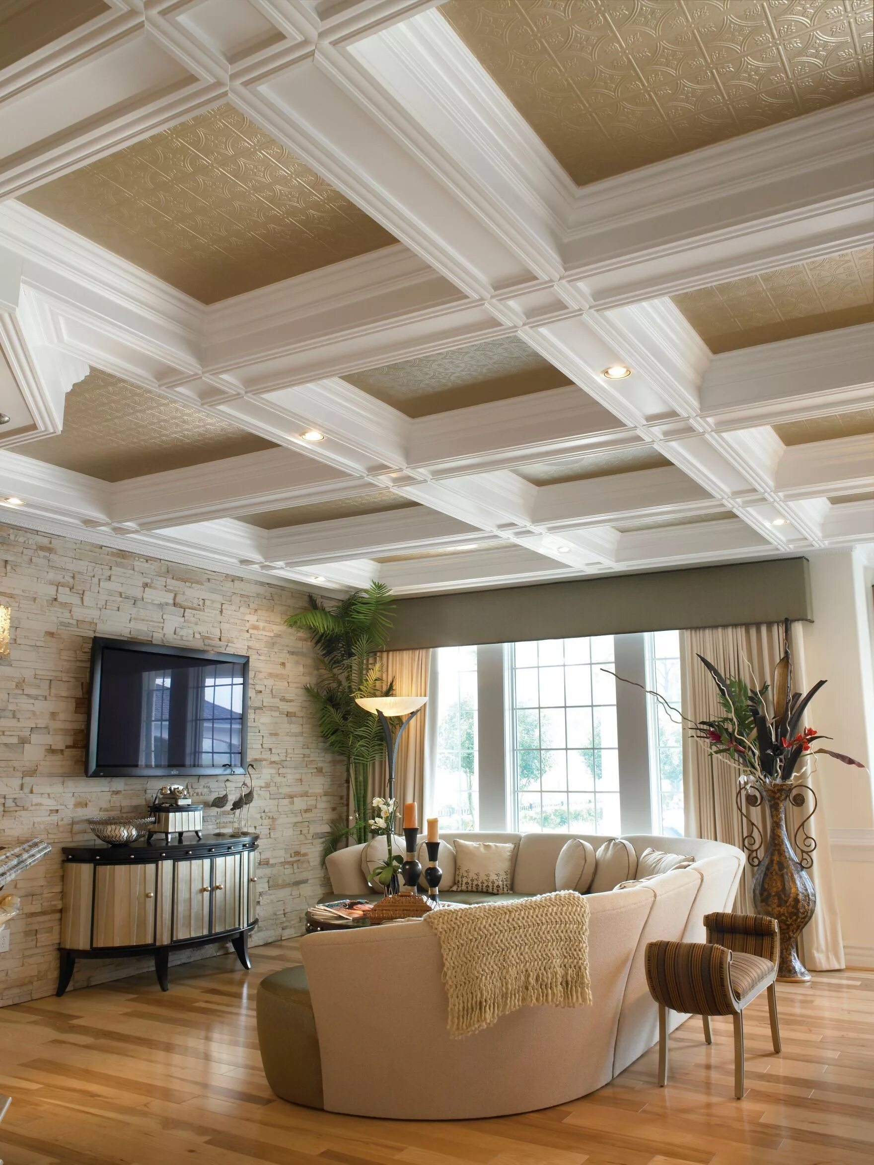 Потолки материалы и фото Ceilings don't have to be boring Living room ceiling, False ceiling living room,