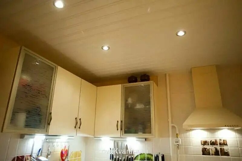 Потолки пвх кухня фото Pin on панели ПВХ Ceiling lights, Home decor, Kitchen cabinets