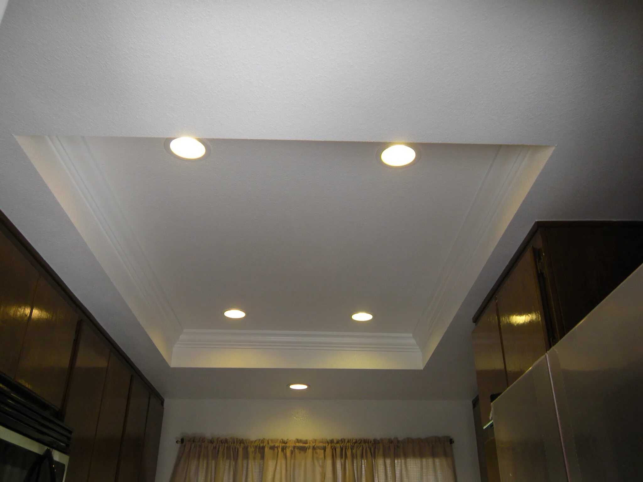 Потолки со встроенными светильниками фото Led lights recessed ceiling - Modern Can Lights - Warisan Lighting