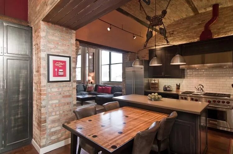 Потолки в кухне в стиле лофт West Loop Loft by Besch Design HomeAdore Loft kitchen, Industrial kitchen design