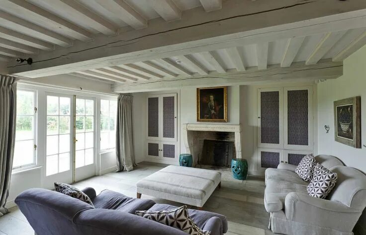 Потолок деревянный с балками фото дизайн limestone, wiltshire - image:8577 Beams living room, Painted beams, Cottage inte