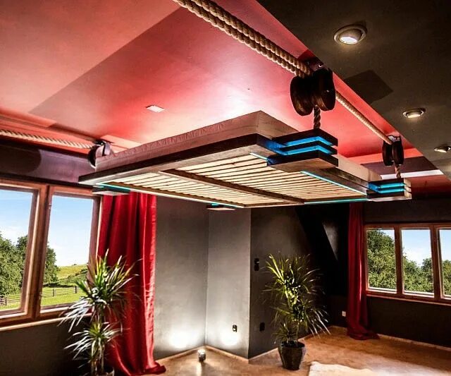 Потолок интересные идеи фото Retractable Hanging Bed Hanging beds, Hanging bed, Ceiling bed