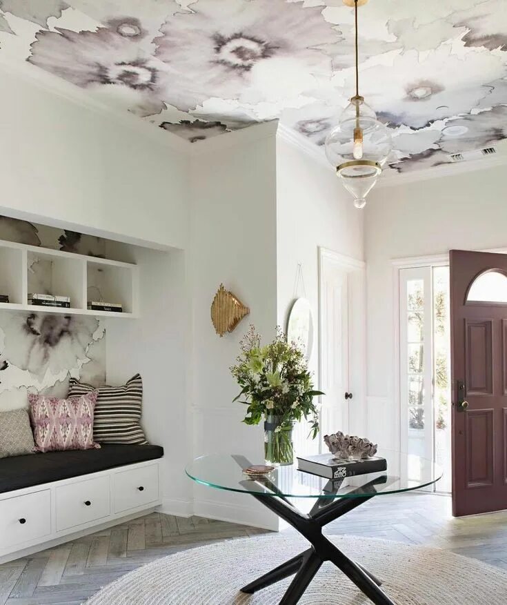 Потолок обоями в интерьер Ceiling Wallpaper Ideas Wallpaper Ceiling, Wallpaper Decor, Wallpaper Bedroom