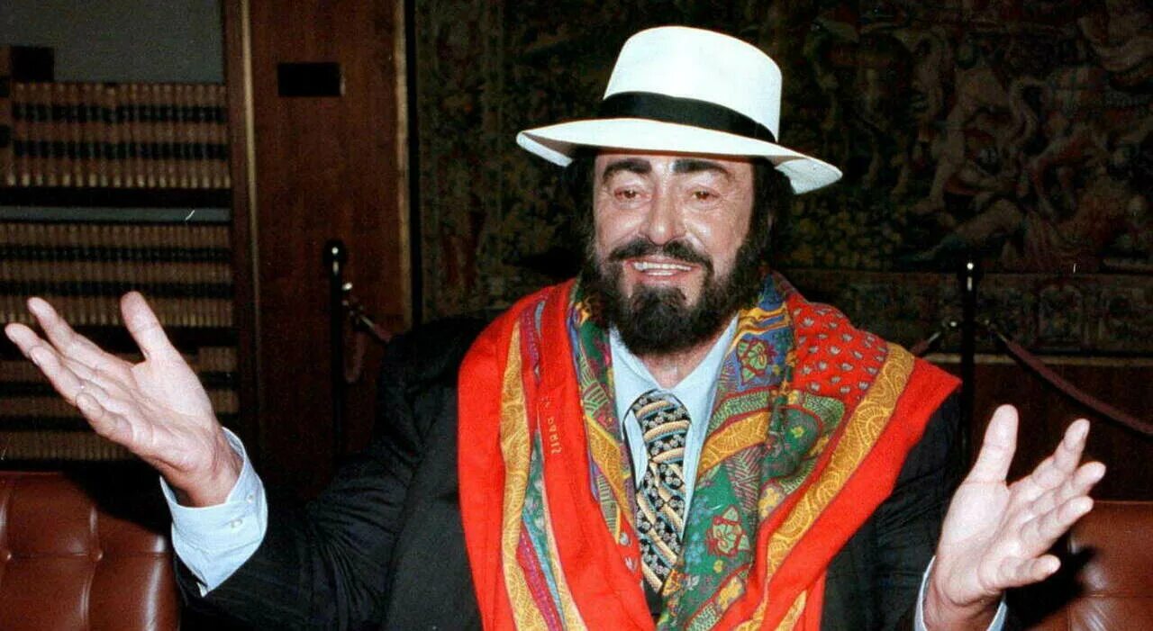 Поваротти площадь ленина 40 фото Pavarotti e la passione per i rigatoni: "Portava scorte di pasta a teatro e le n