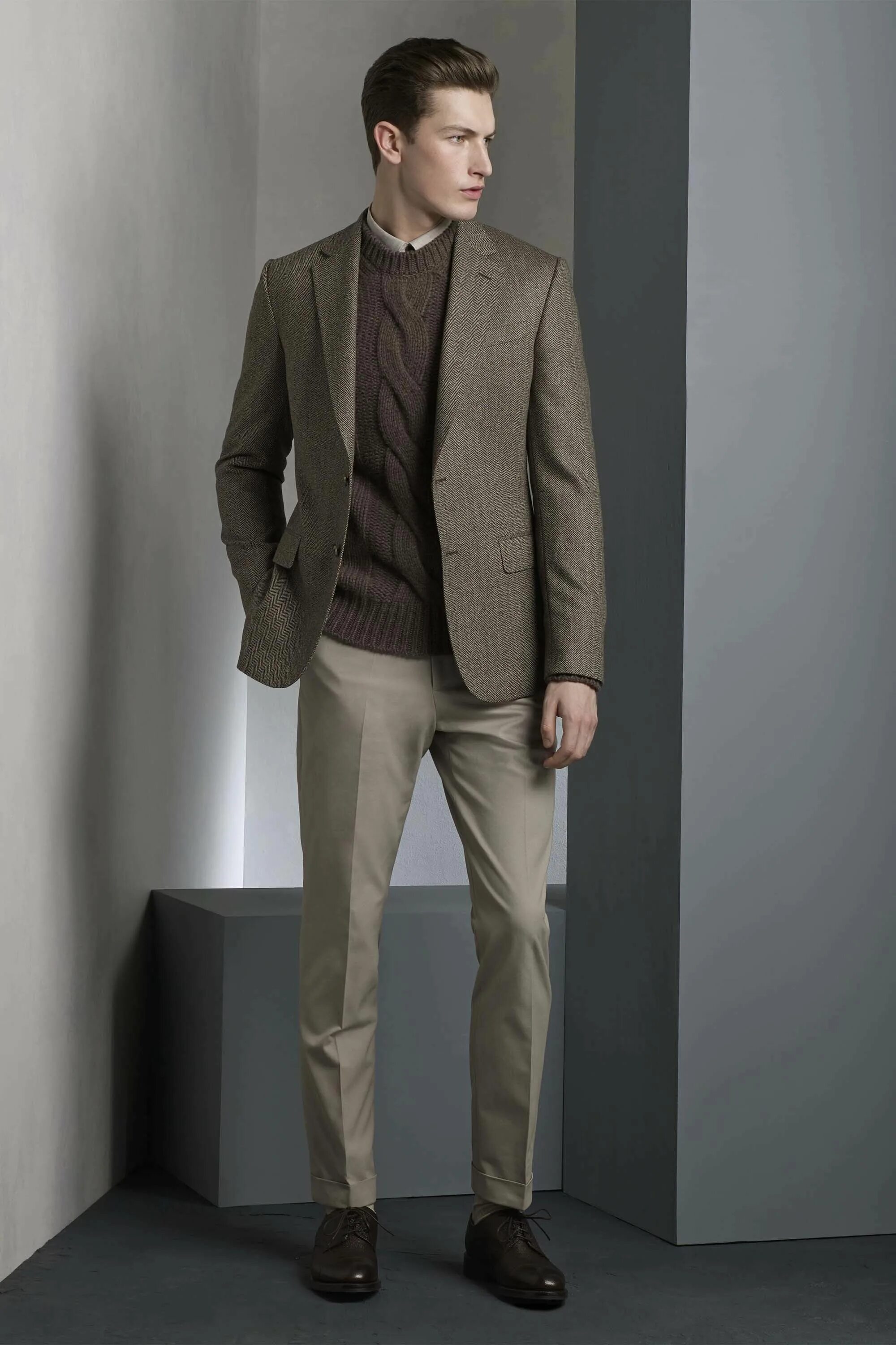 Повседневно деловой стиль одежды мужской Gieves & Hawkes Fall 2016 Menswear Fashion Show Mens fashion blazer, Mens busine
