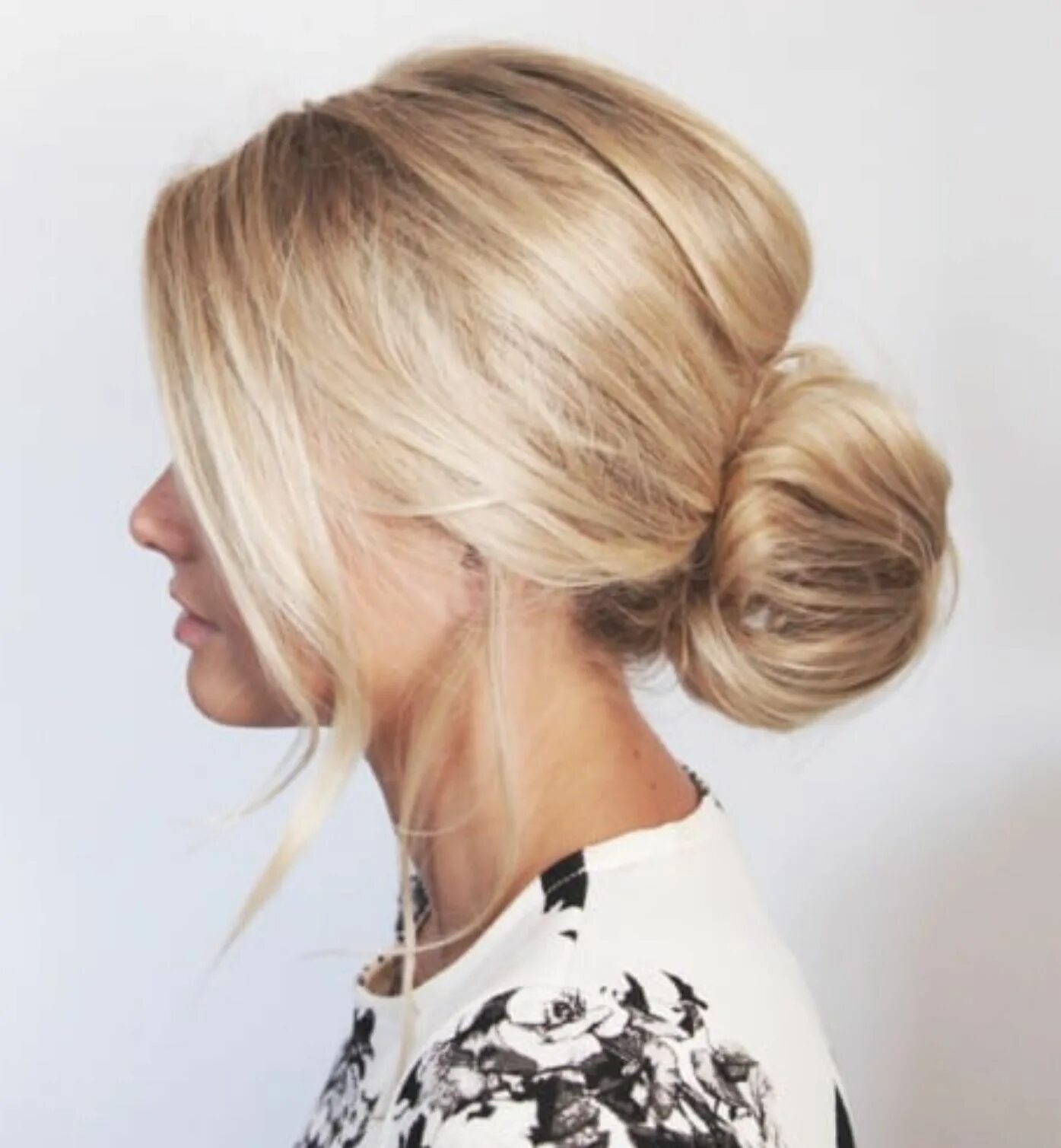 Повседневные прически на средние волосы #hairinspo #festivehair #christmasparty #hairgoals #classic #hair #christmas #ce