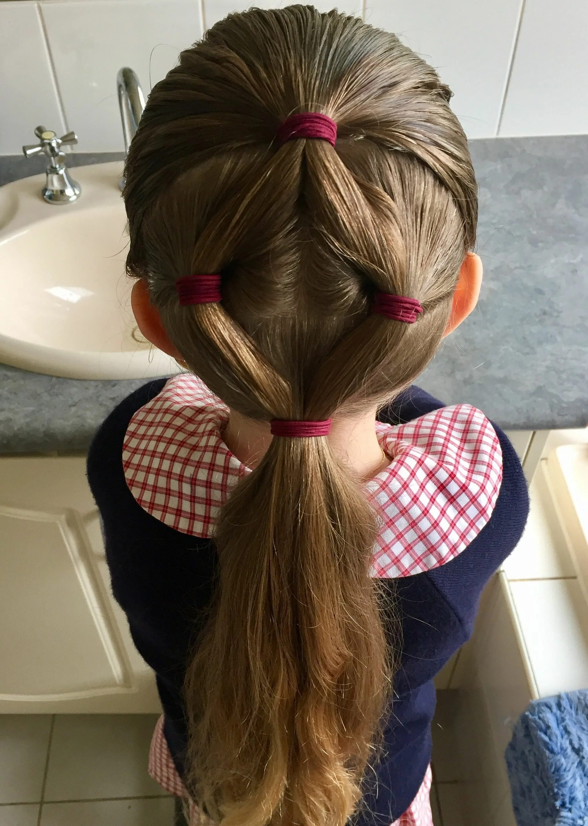 Повседневные прически на средние волосы девочке Pinterest Idee per capelli, Capelli lunghi disegno, Acconciature