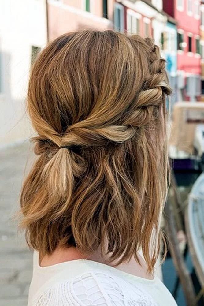Повседневные прически на среднюю длину волос 18 Medium Length Hairstyles for Thick Hair Short hair styles, Medium length hair