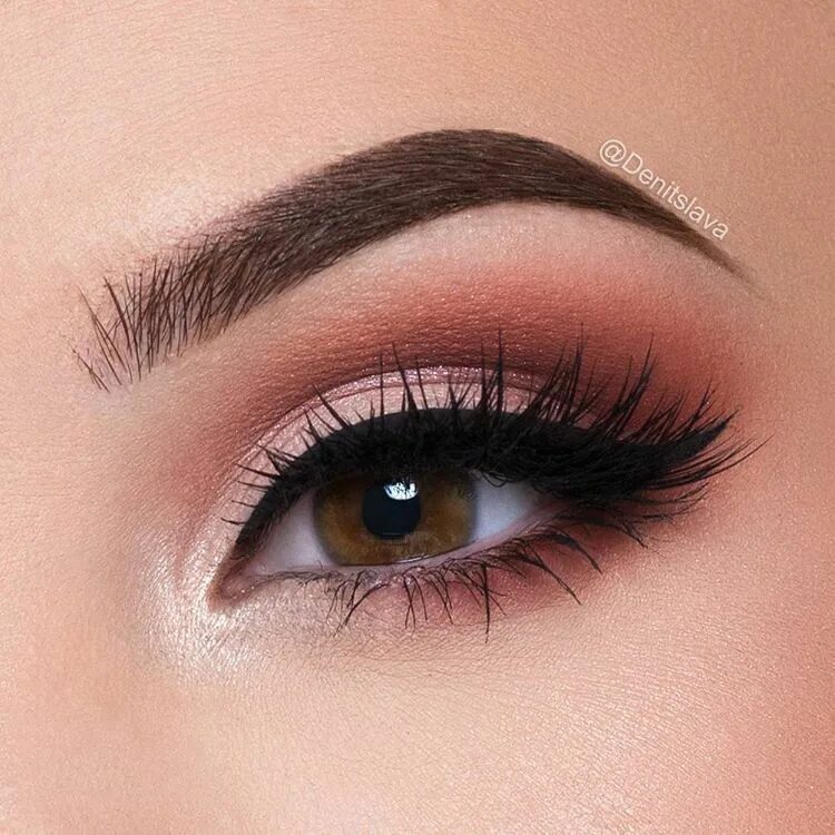 Повседневный макияж для карих глаз See this Instagram photo by @denitslava * 1,708 likes Makeup eyeliner, Pinterest
