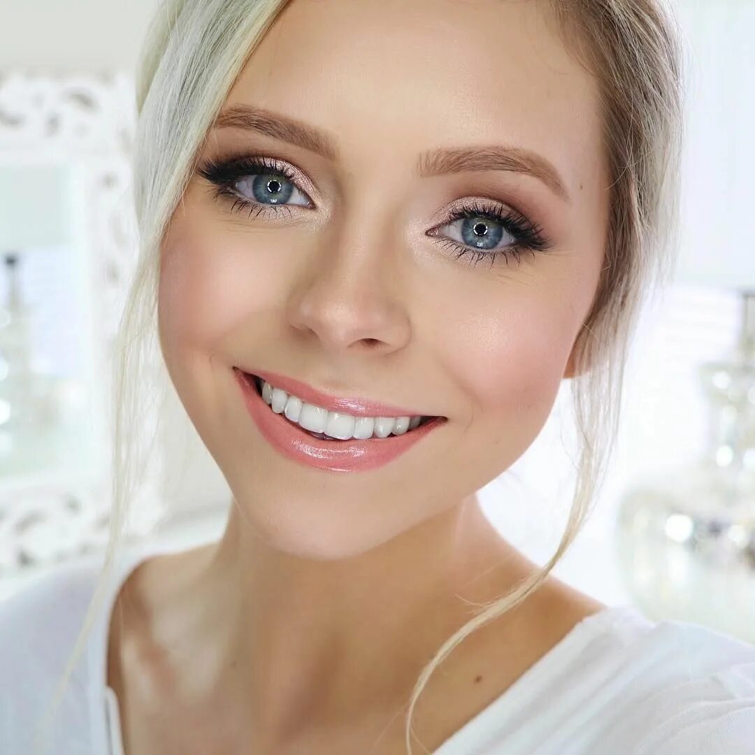Повседневный макияж для светлых глаз Haley Wight (@cosmobyhaley) * Instagram photos and videos Fair skin makeup, Brid