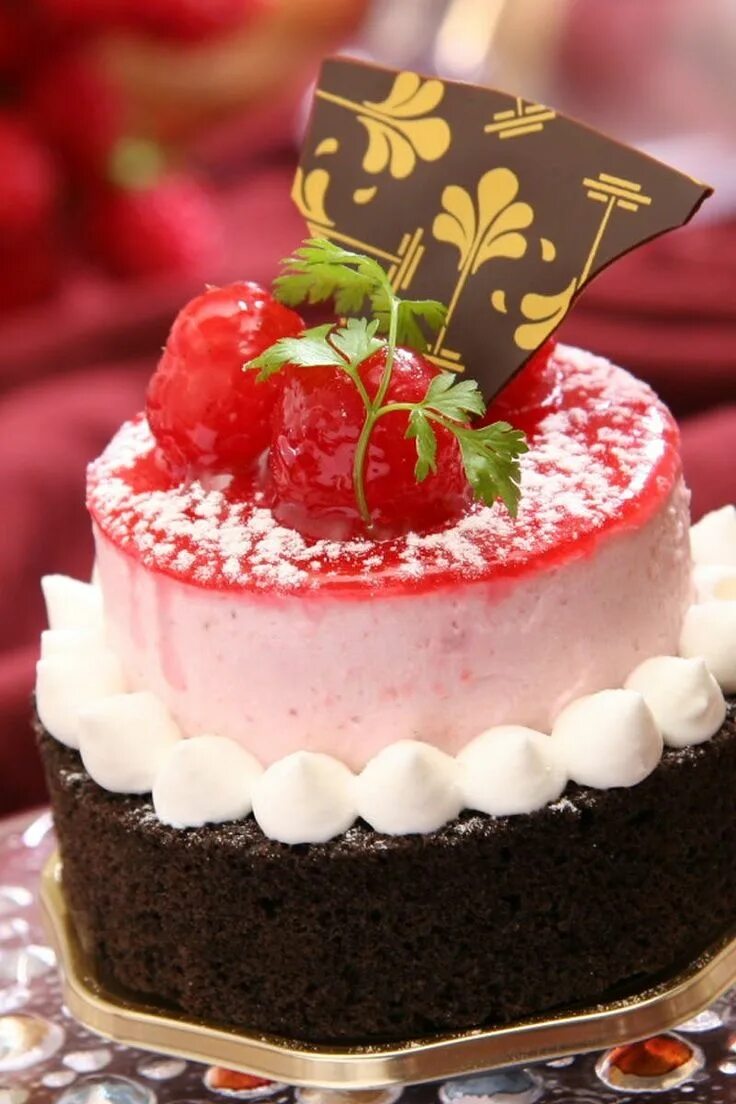 Поздравить родителей с днем рождения картинки Chocolate Cake With White Icing and Strawberry on Top With Chocolate Надпись на 