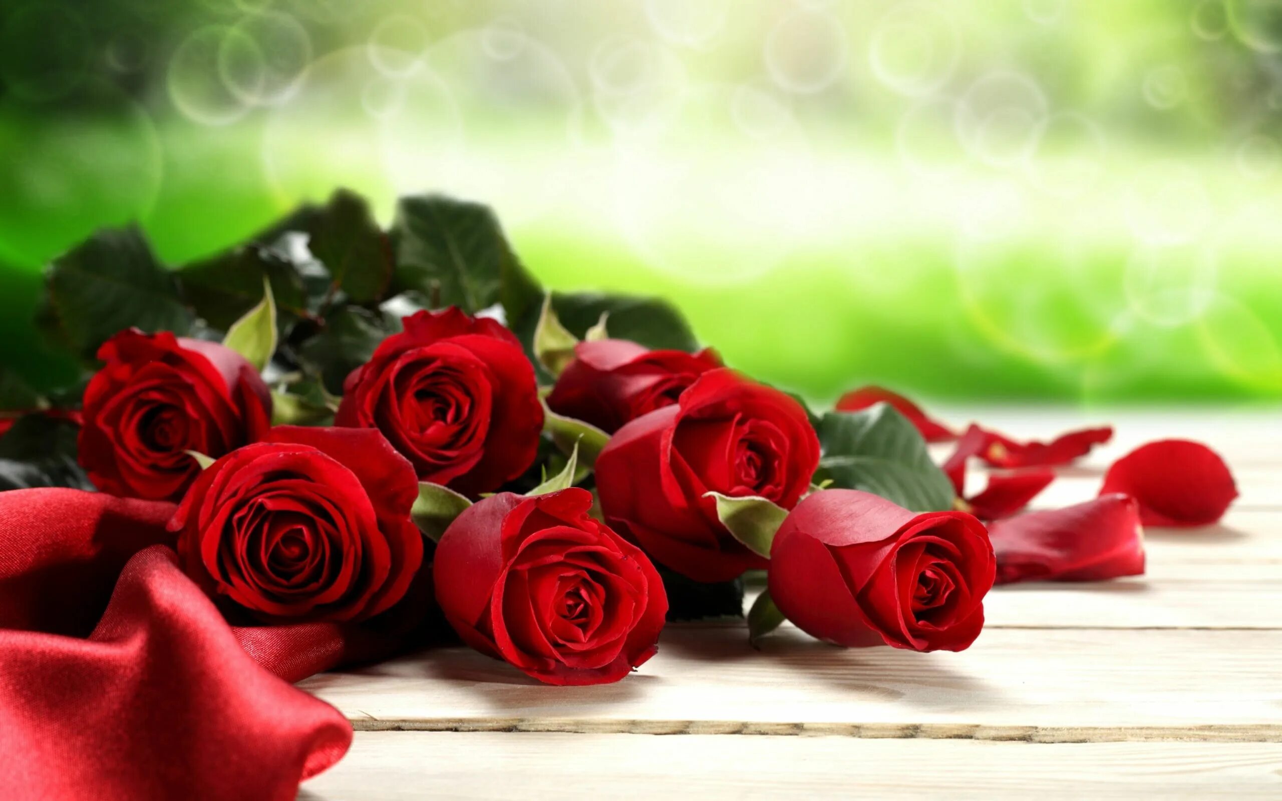 Поздравление с юбилеем женщине красивые фото Red Roses Valentines Day wallpaper Roses valentines day, Valentines red roses, V