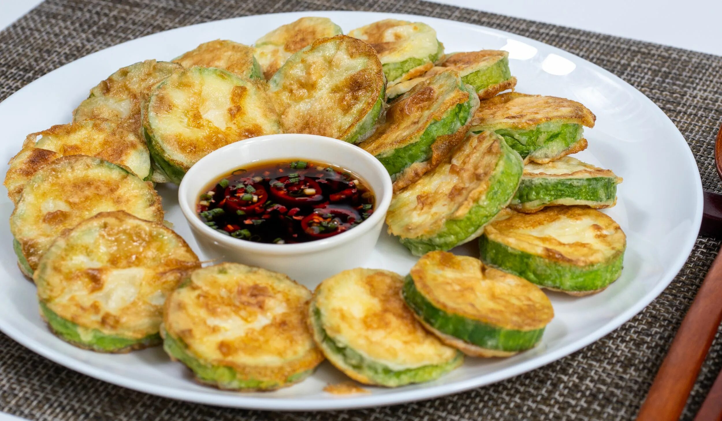 Пожарить кабачки рецепт с фото Кабачки в кляре: рецепты - Лайфхакер