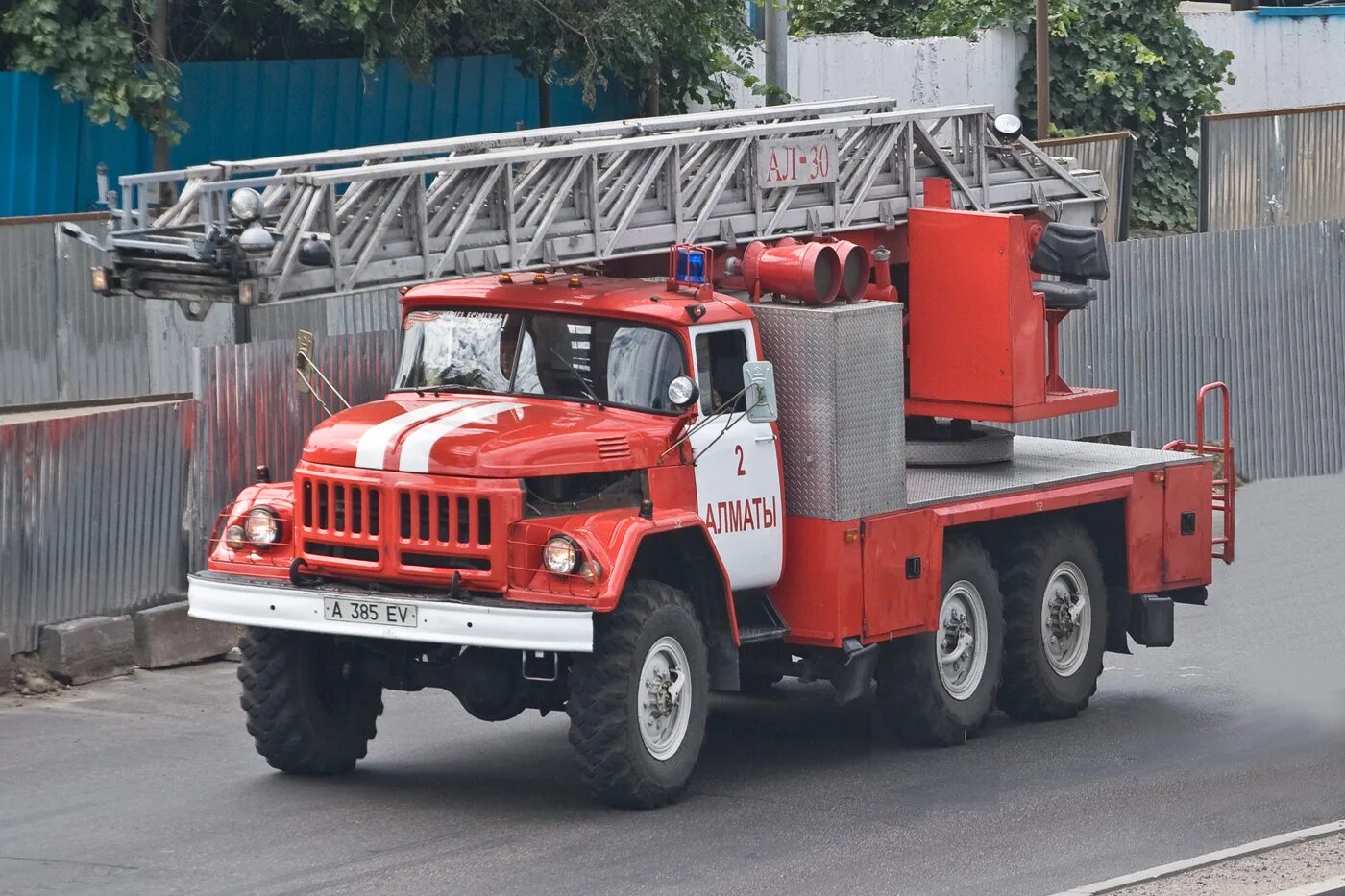 Пожарная машина с лестницей фото Пожарная автолестница АЛ-30(5313)-5СМИ на шасси АМУР-5313 #A 385 EV. Алматы, про