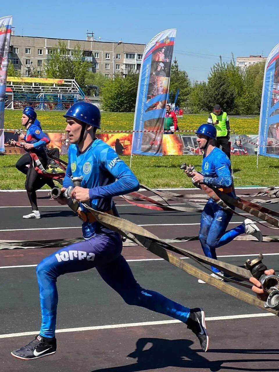 Пожарно спасательный спорт фото Сборная Югры по пожарно-спасательному спорту завоевала бронзу всероссийских соре