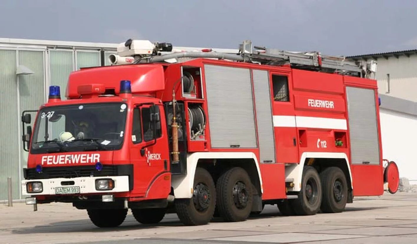 Пожарные автомобили фото Red Fire Truck for Fire Rescue 2023 Emergency Vehicle Design