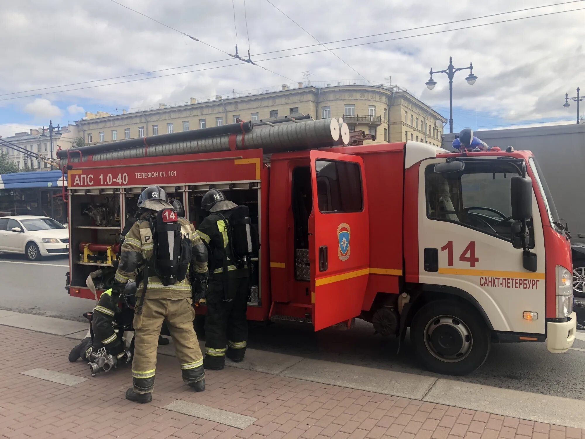 Пожарные спб фото В Московском районном суде Санкт-Петербурга прошли пожарные учения - Все новости