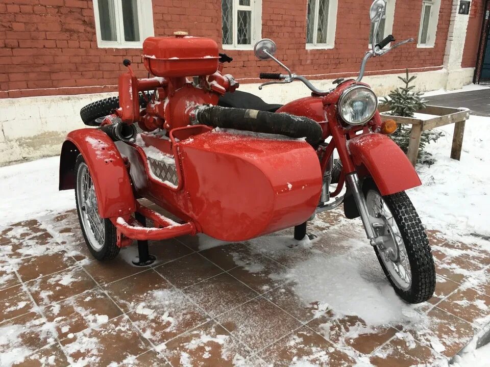 Пожарный мотоцикл фото Мотоцикл, пожарный дворик, старинные насосы: что можно найти в пожарных музеях В