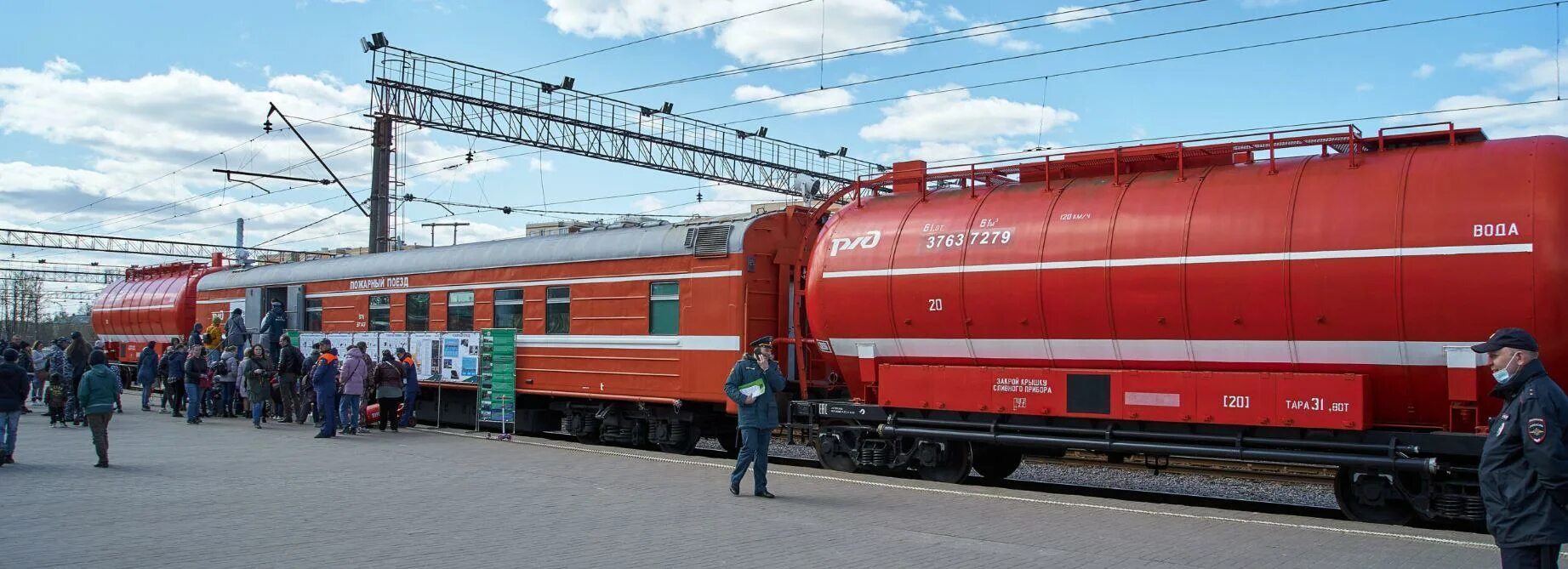 Пожарный поезд фото ржд Для чего предназначены пожарные поезда, их оснащение и какими бывают