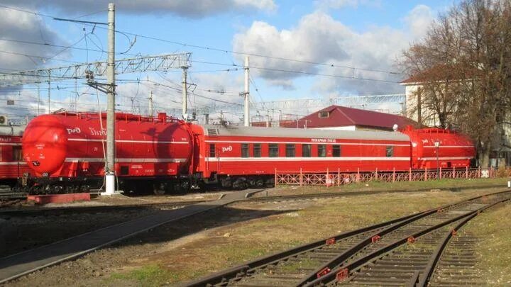 Пожарный поезд фото ржд Пожарные поезда в Тульской области готовы к опасному периоду