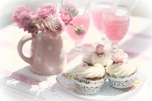 Пожелания хорошего дня нежные картинки sweet cupcake arrangement, bridal shower, bridal tea Rose cupcakes, Yummy cupcak