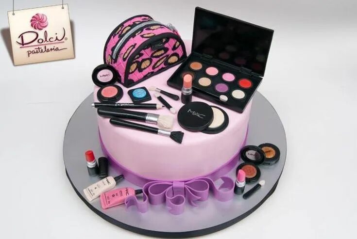 Пожелания визажисту за красивый макияж своими словами Mac Cosmetics Cake Craftsy Cake, Make up cake, Birthday cakes for teens