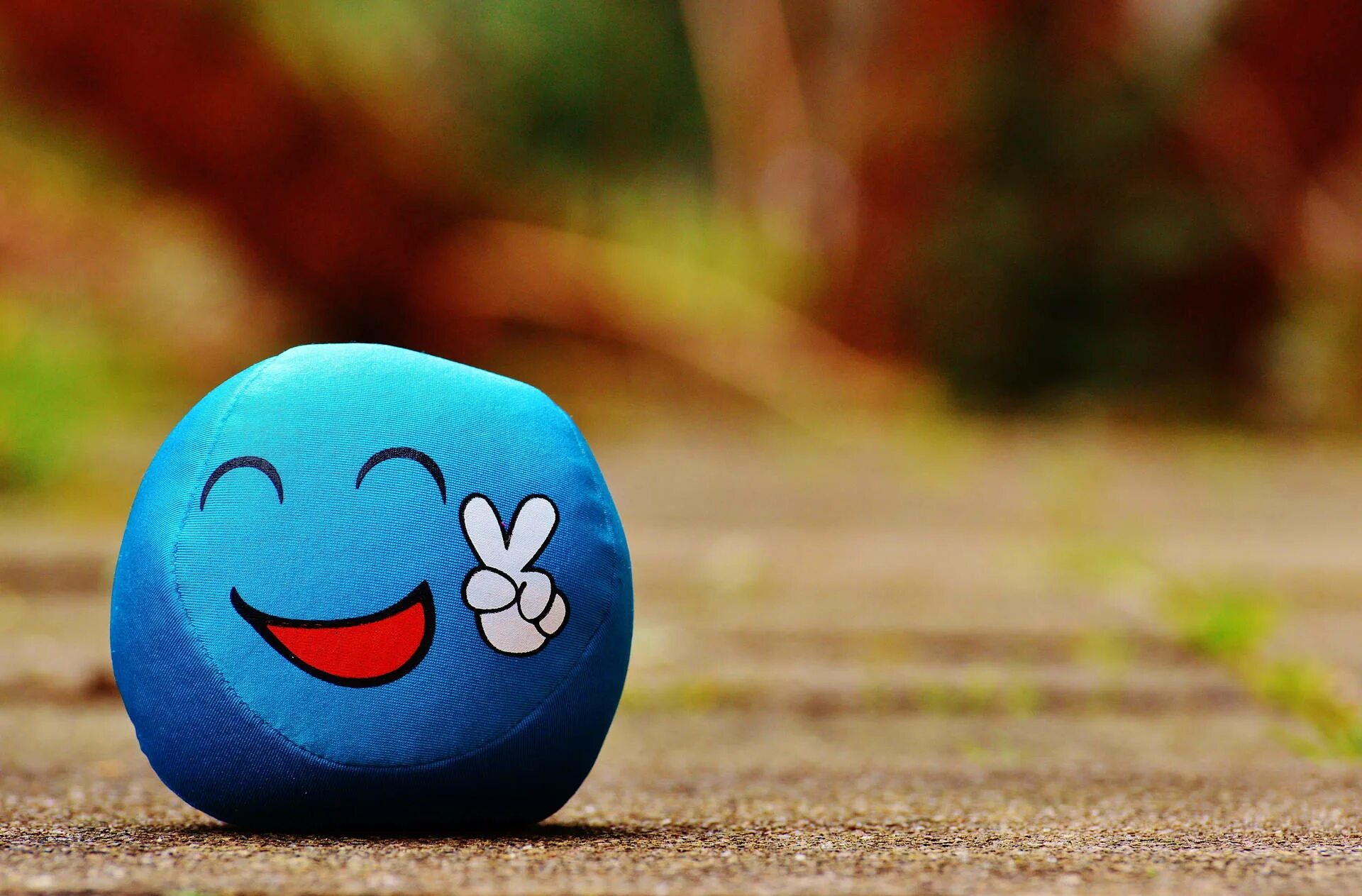 Позитивные картинки Download Happy Emoji Peace Sign Wallpaper Wallpapers.com