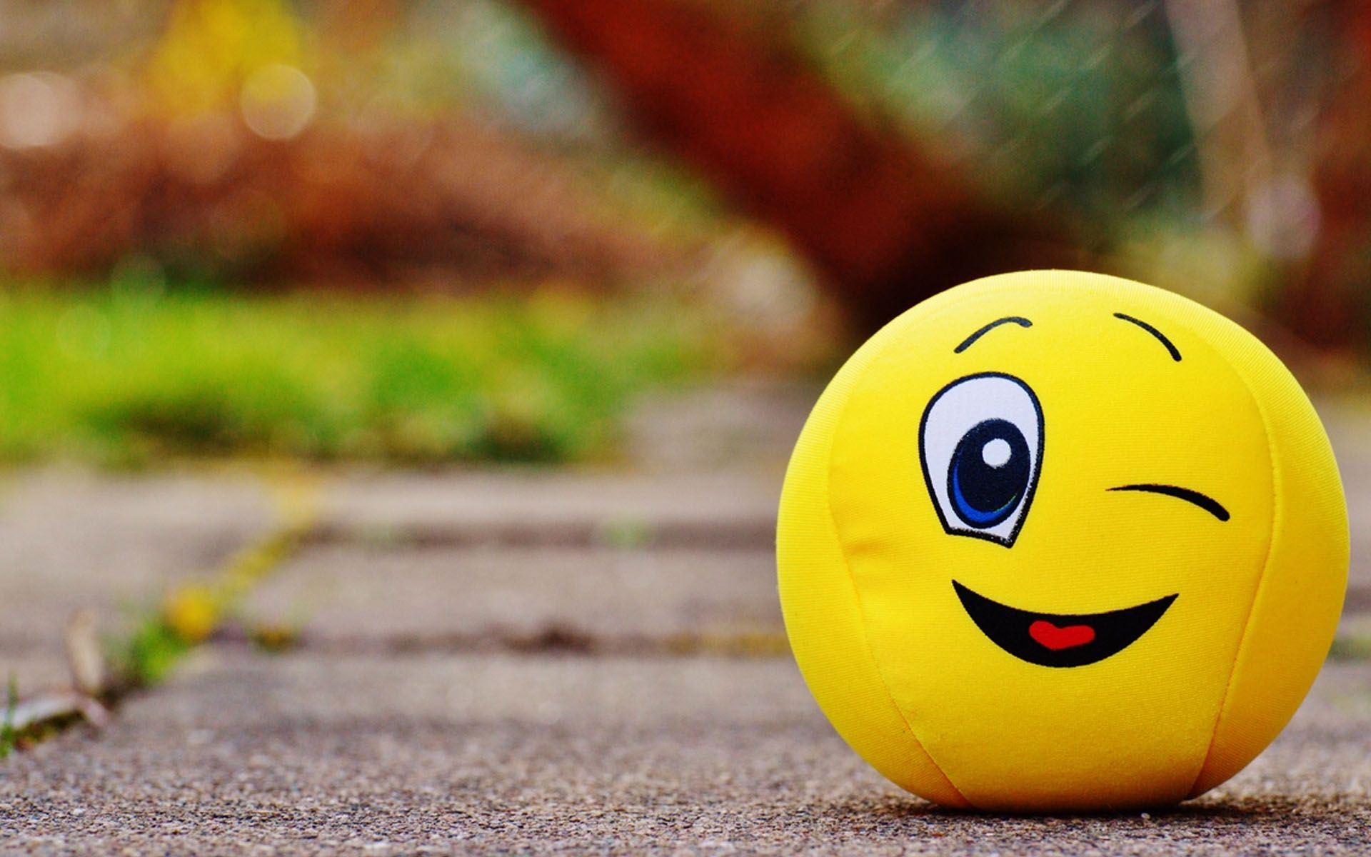 Позитивный смайлик картинки Smiley face HD wallpaper Happy wallpaper, Hd cute wallpapers, Smile wallpaper