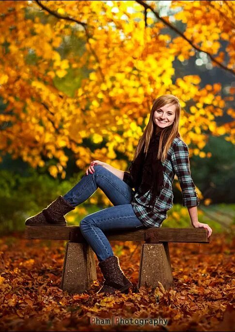 Позы для фото осенью девушке Senior Portrait / Photo / Picture Idea - Girls - Fall - Bench Фотосесія, Осінь, 