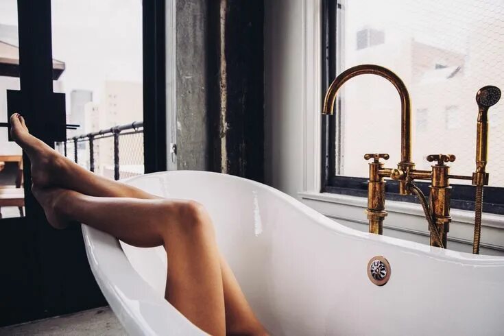 Позы для фото в ванной Pin on b a t h Bathtub, Bath, Relax