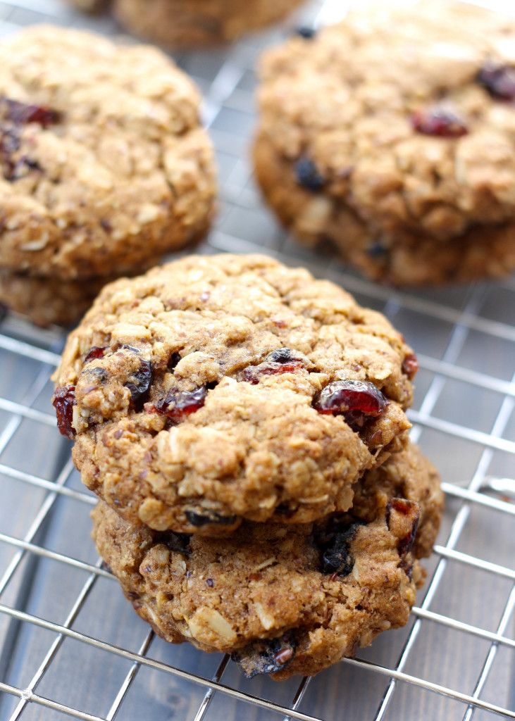 Пп рецепт овсяного печенья с фото Whole Wheat Oatmeal Berry Cookies Recipe Berry cookies, Healthy dessert recipes,