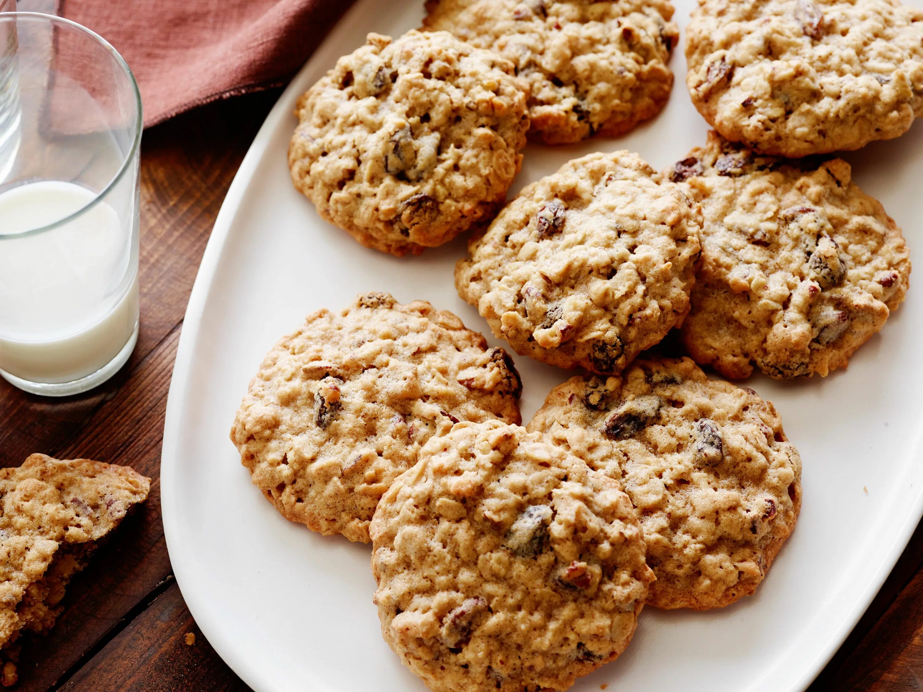 Пп рецепт овсяного печенья с фото Raisin Pecan Oatmeal Cookies Recipe Oatmeal cookie recipes, Food network recipes