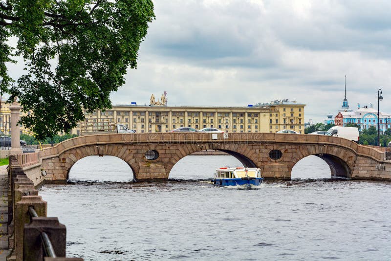 Прачечный мост фото St. Petersburg, Laundromat Bridge Stock Image - Image of ship, embankment: 12104