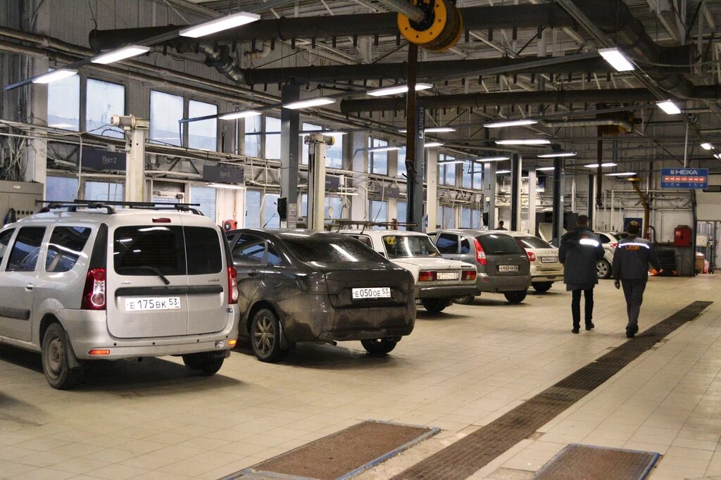 Прагматика новгород lada московская ул 57 фото Панорама: Прагматика Новгород LADA, автосалон, Московская ул., 57, Великий Новго