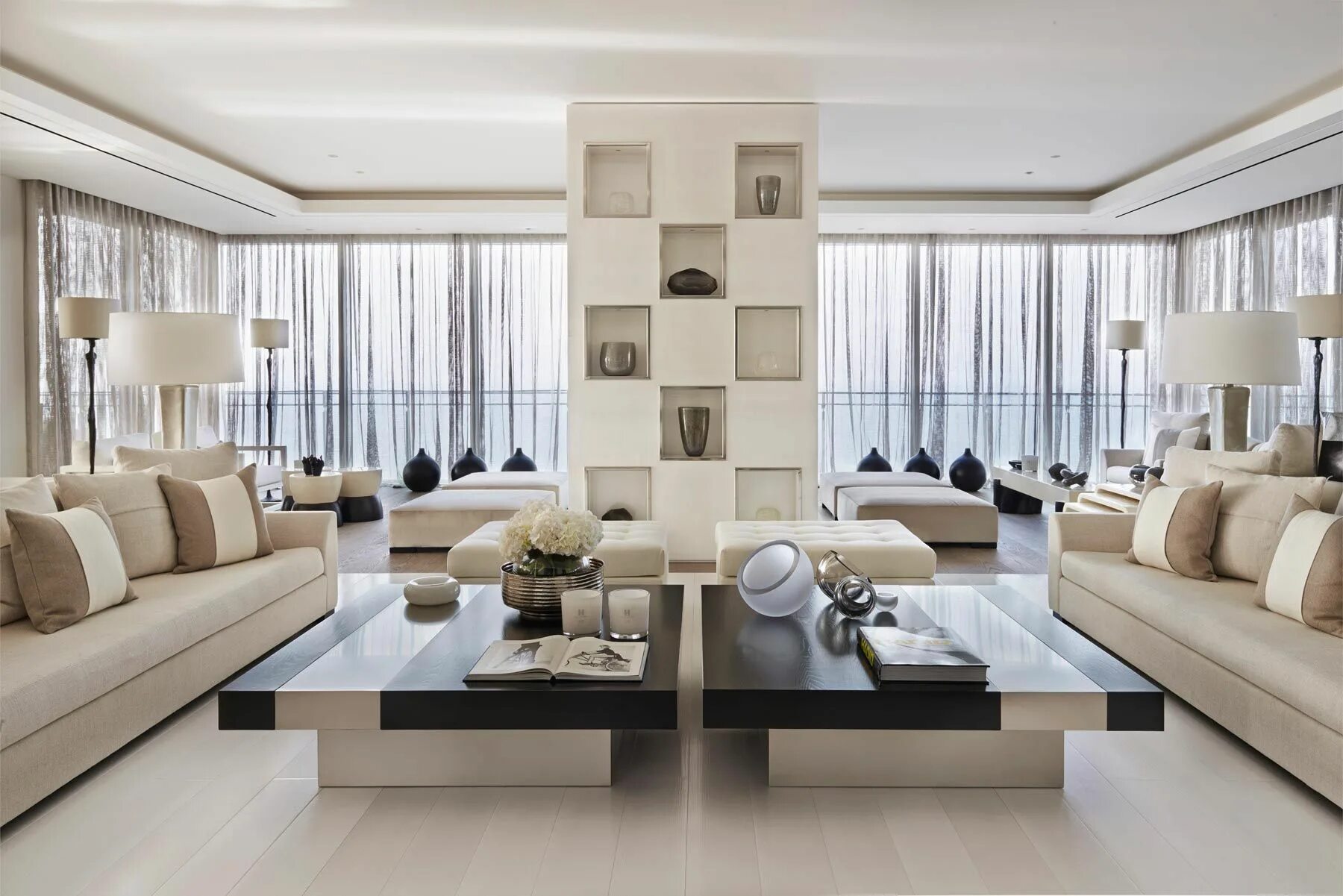 Правила интерьера гостиной Private home - Beirut, Lebanon Luxury living room inspiration, Kelly hoppen inte