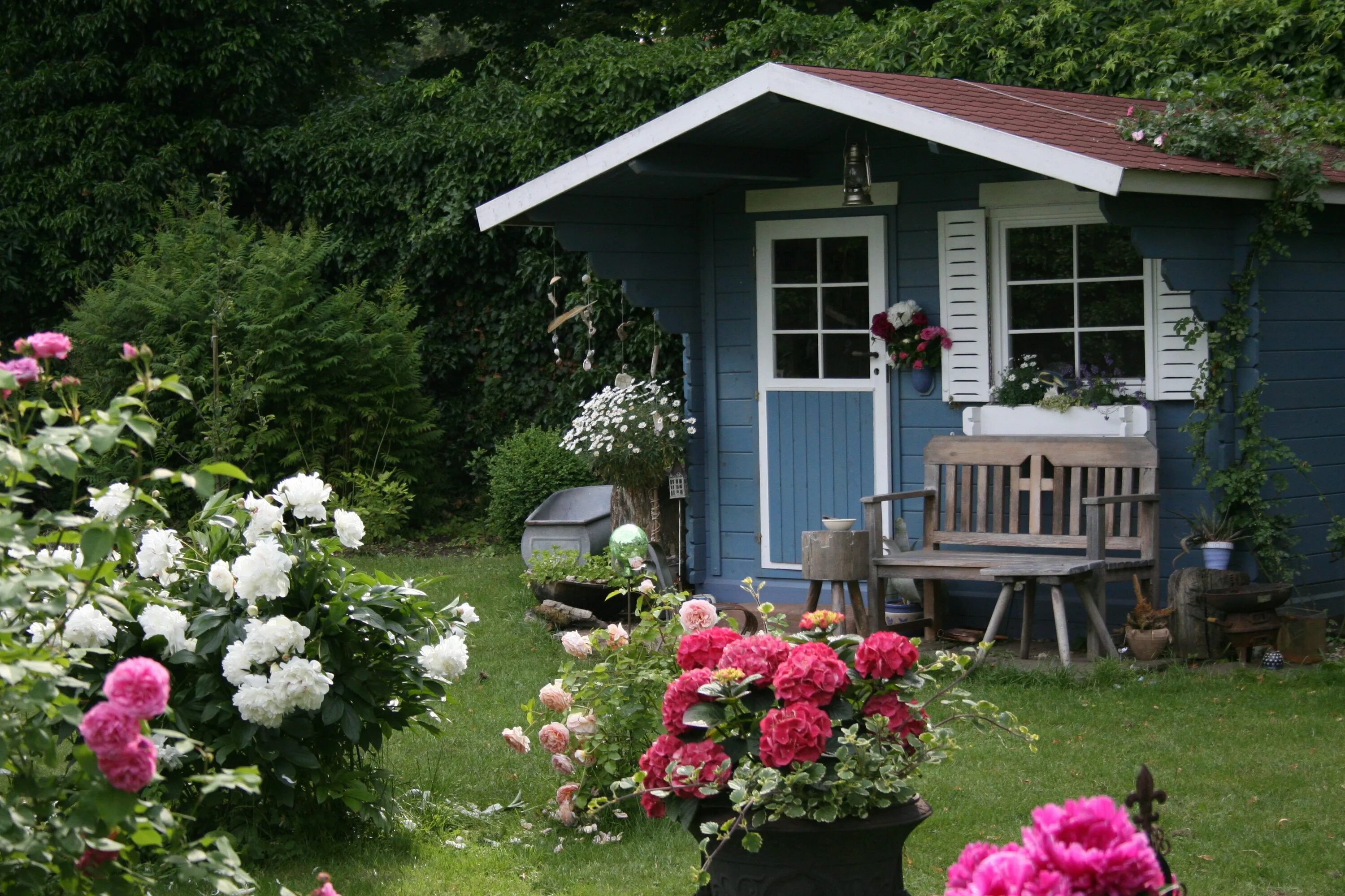 Правильная дача фото Casetta in legno Small garden shed, Outdoor storage solutions, Small garden