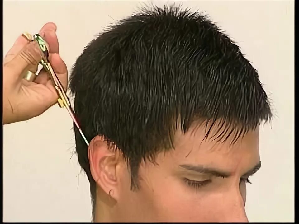 Правильная мужская стрижка ножницами Мужская стрижка ножницами. Men's haircut with scissors - YouTube