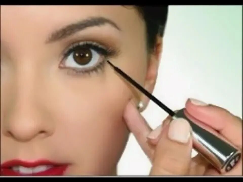 Правильно подведенные глаза фото How To Put Makeup, How To Do Makeup For Beginners, How To Apply Natural Looking 