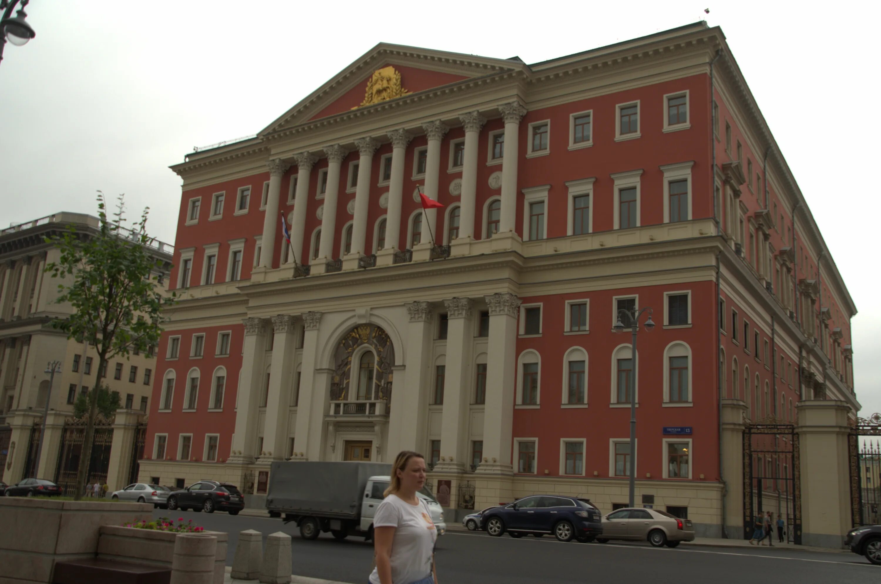 Правительство москвы здание фото File:0194 August 2016 in Moscow Здание мэрии Москвы (дом Голи́цина, уса́дьба Черны