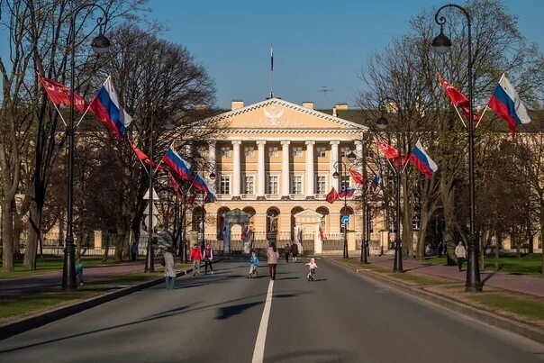 Правительство санкт петербурга смольный пр 1 фото Правительство существование - найдено 81 картинок