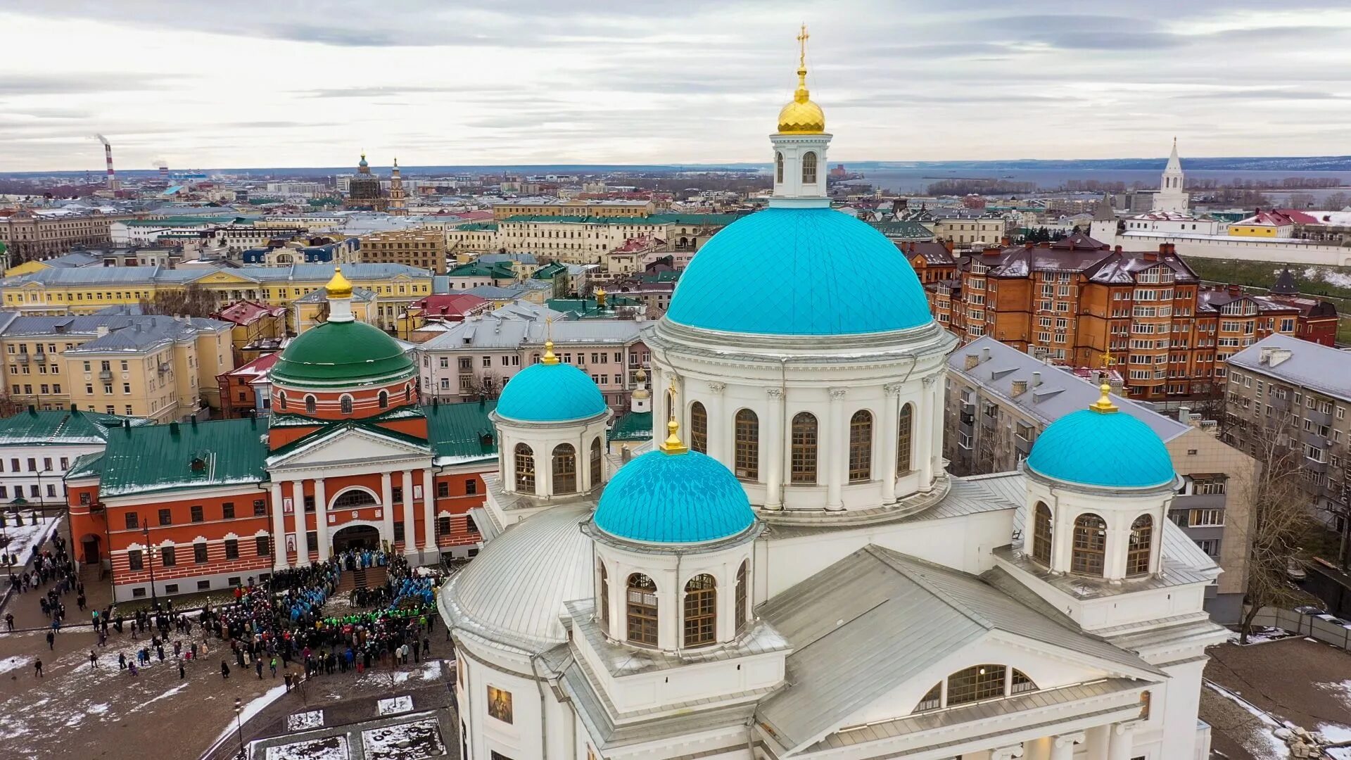 Православные храмы казани фото Прямая трансляция литургии в честь праздника Казанской иконы Божией Матери из Ка