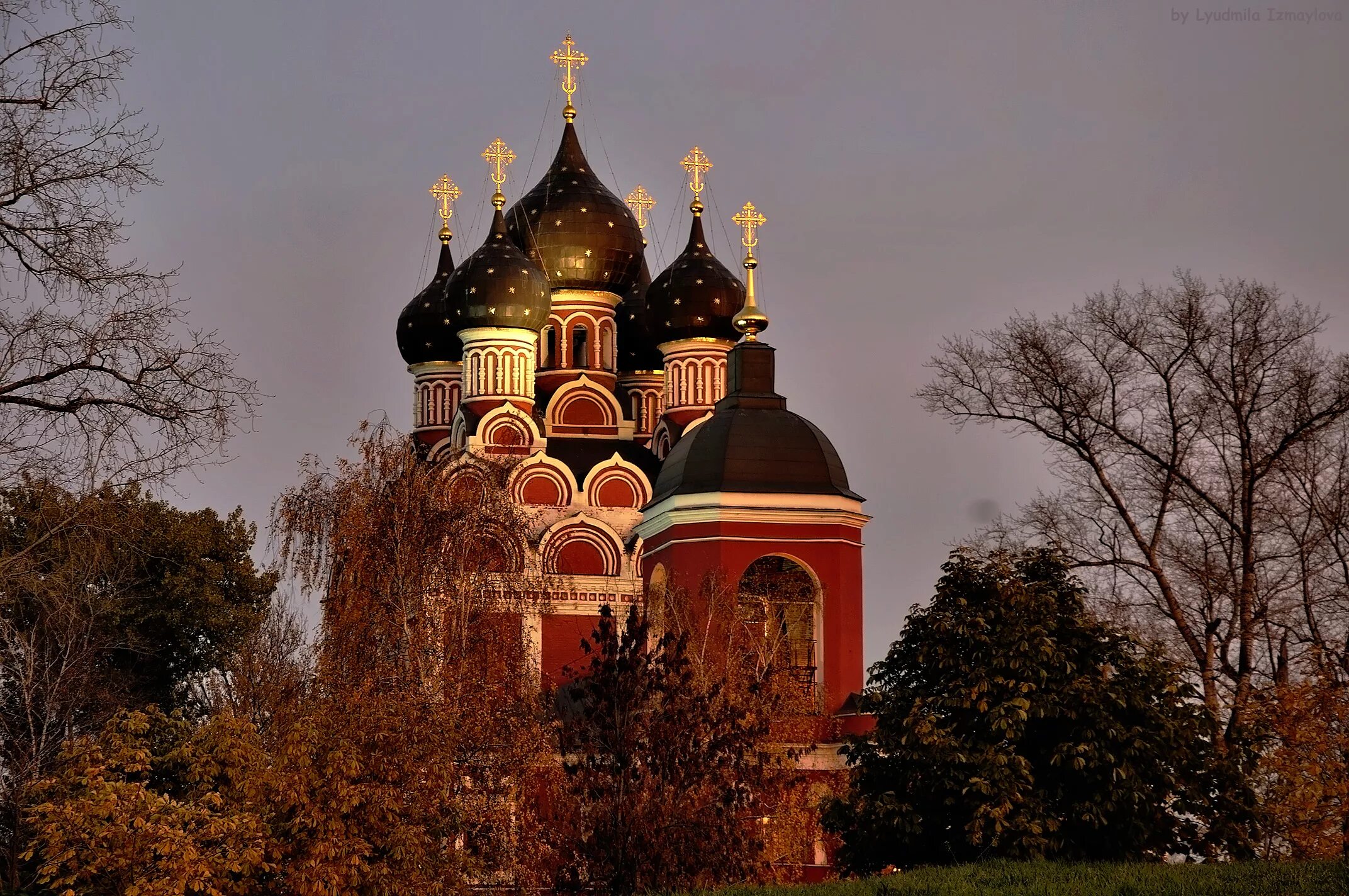 Православные храмы москвы фото Wallpaper : temple, Moscow, building, sky, house, evening, tower, Russia, church