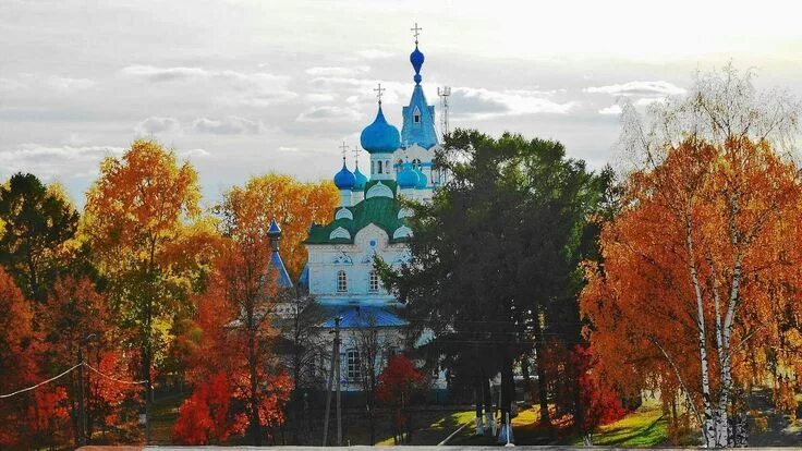 Православный храм осенью фото Пин от пользователя Светлана на доске Cityscape/Городской пейзаж Зеленые фоны, Г