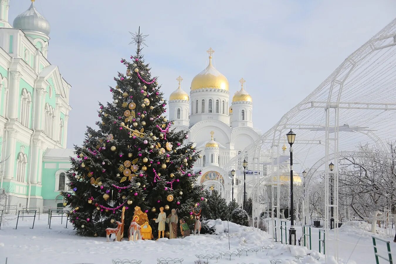 Православный новый год 2024 картинки Рождество в Дивееве - Holy Trinity Saint Seraphim-Diveyevo Monastery