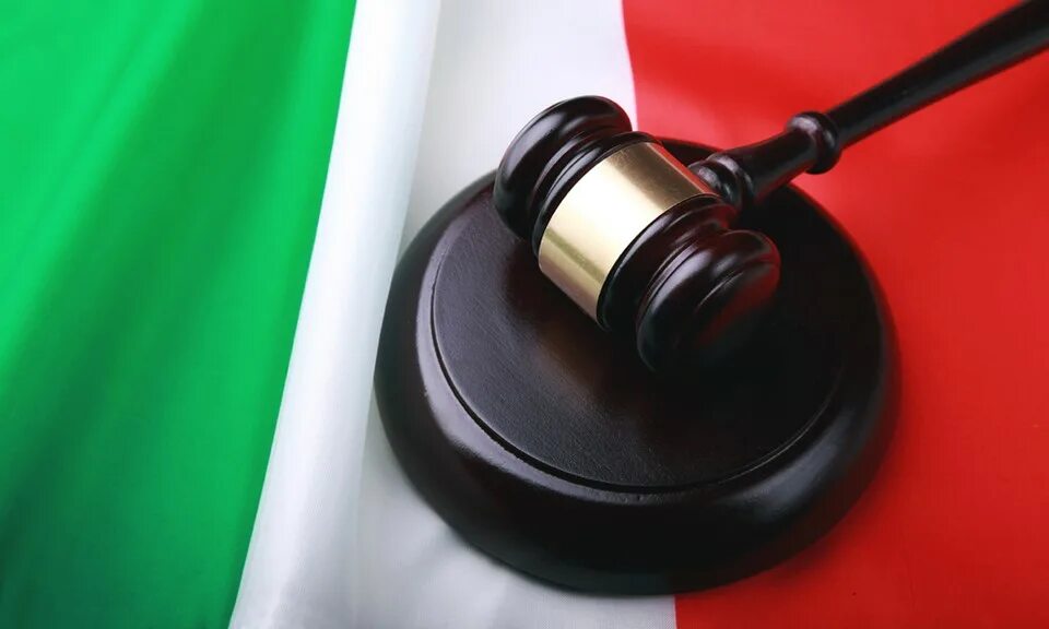 Правовая система фото Questionable Censorship from the Italian Courts: The Leafly Legalization Roundup