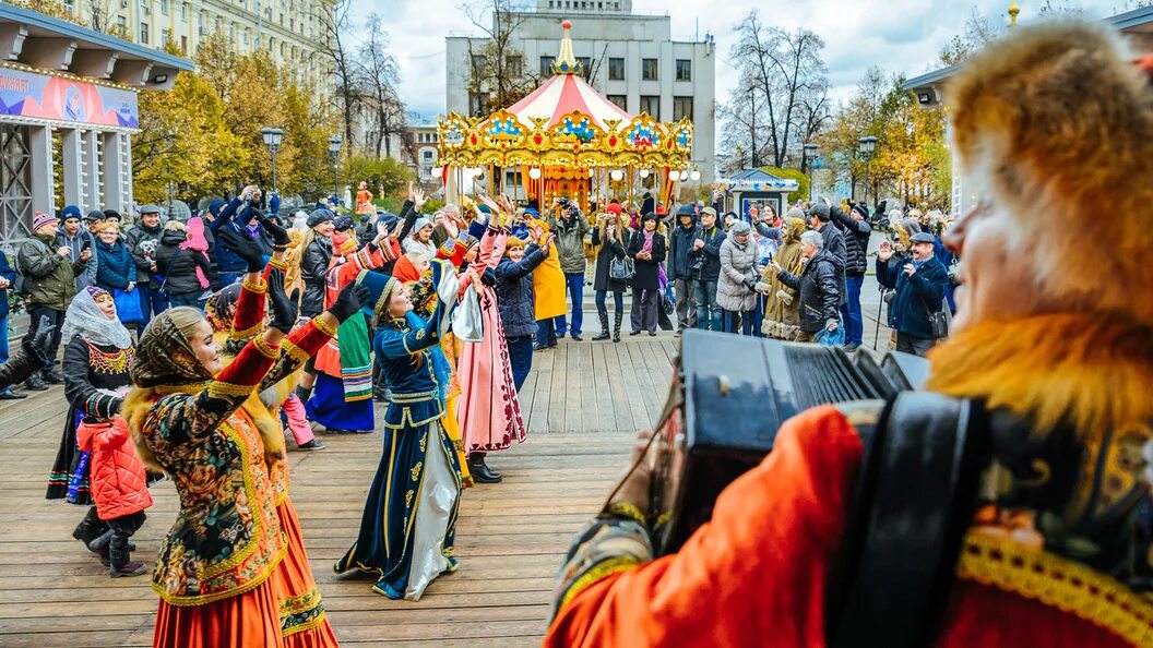 Праздничная россия фото Народное единство! Москва на три дня воплотит в себе всё великолепие России