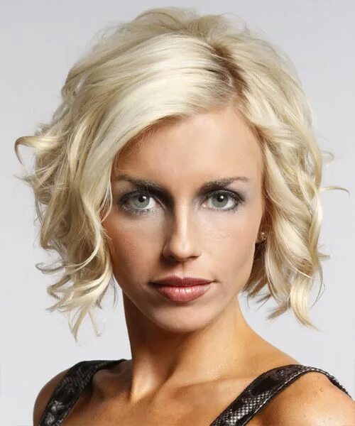 Праздничная укладка каре фото Short Wavy Layered Platinum Bob Haircut with Blonde Highlights Formal hairstyles