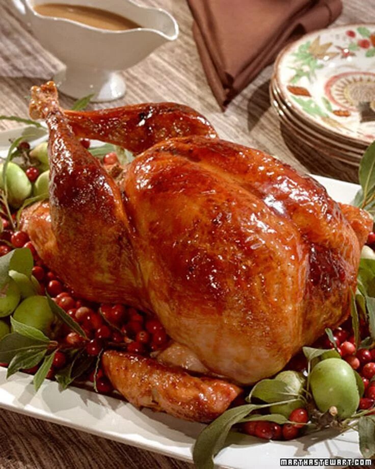 Праздничная вкусная курица фото Cranberry-Glazed Turkey with Cranberry-Cornbread Stuffing Recipe Turkey recipes,